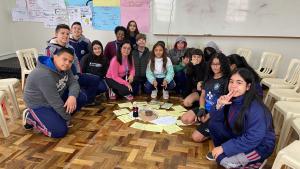 Círculo da Paz promove diálogo e reflexão sobre o bullying com atendidos