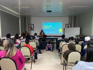 Atendidos participam de intervenção sobre o racismo